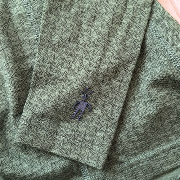 Smartwool women’s green merino wool layer top, size XS - Picture 10 of 12